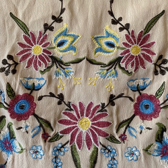 Embroidered Dress - Picture 3 of 6